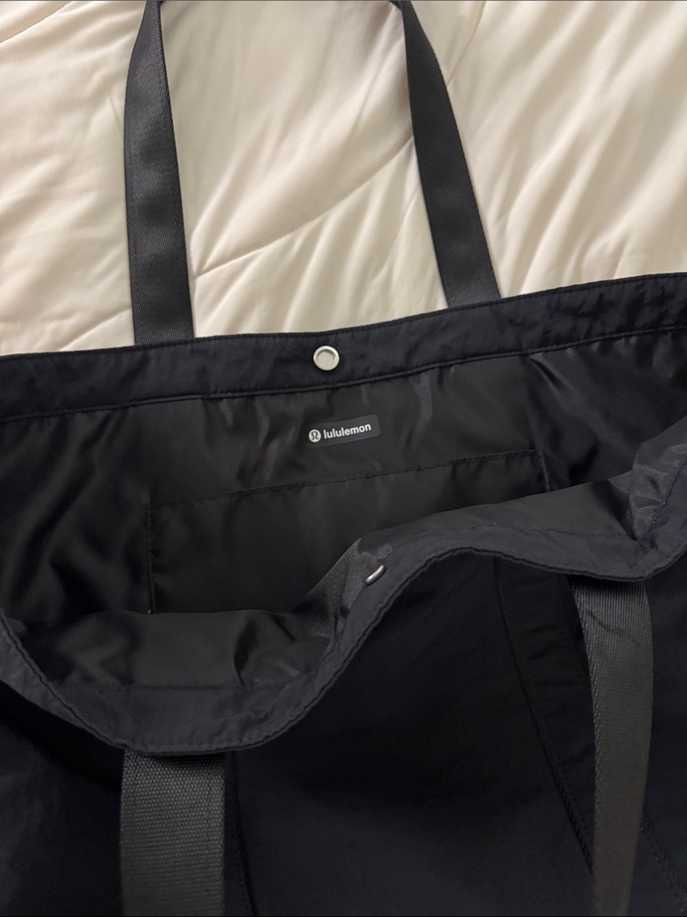 Lululemon Daily Multi-Pocket Tote Bag 20L - Picture 7 of 12